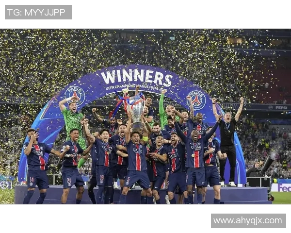 身弱却闪耀的足球明星如何在绿茵场上逆风翻盘的传奇故事